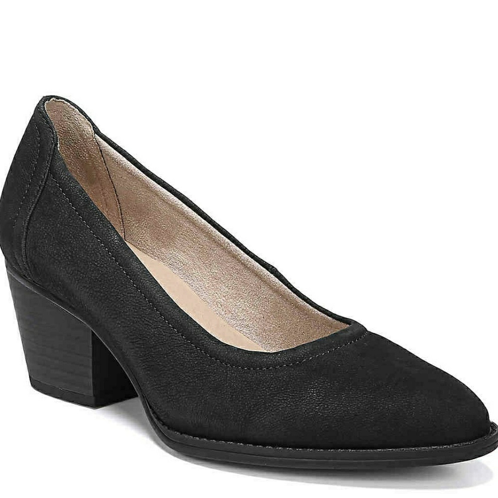 Sofie black textured leather pumps size 6